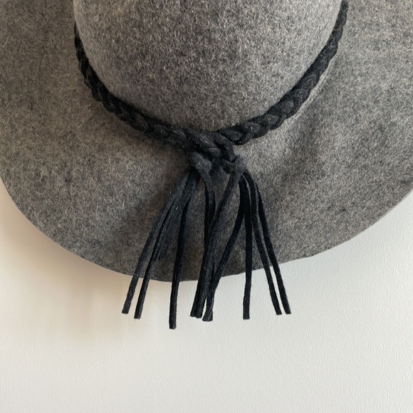 Anthropologie 100% wool hat - Picture 2 of 2